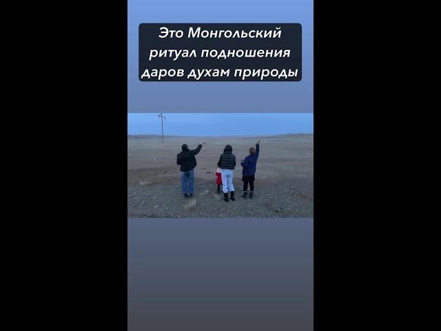 Меня только что подвезли три девушки и маленький ребенок. Проехав какое-то время мы остановились ...