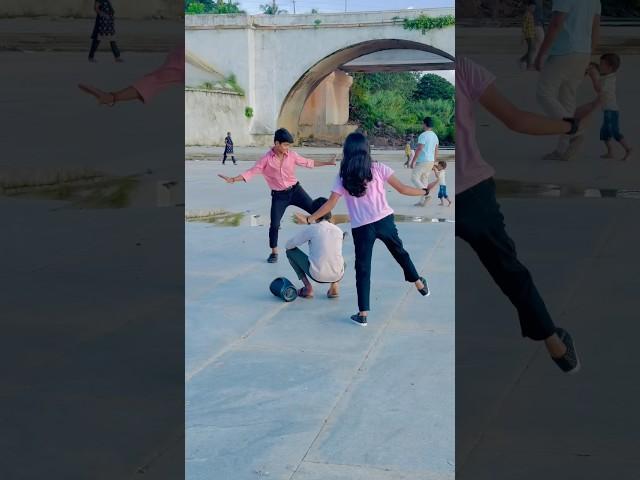 Tell me who is teaching whom? ​⁠#omahi #trending #dance #viral #public #shorts #youtube