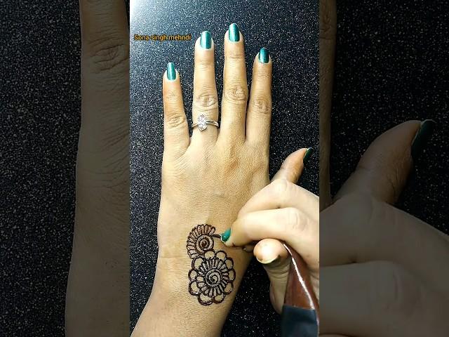 Latest Beautiful Stylish And Easy Mehndi Designs For Back Hand #shorts #mehndi