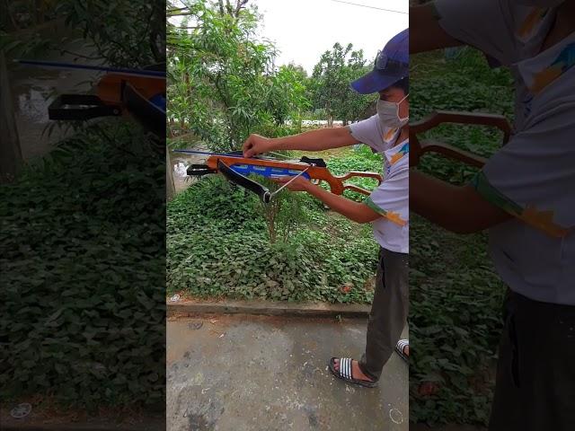 DIY Crossbow - Super Powerful Homemade Crossbow