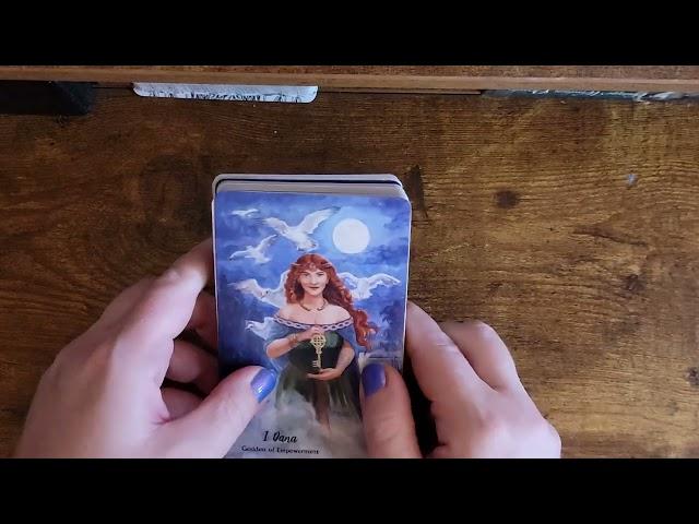 New Release: The Celtic Goddess Oracle Deck by Gillian Kemp  'UNBOXING'