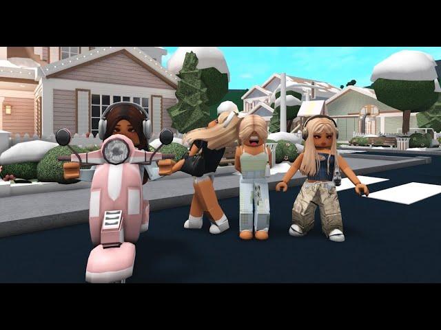 BUILDING A TOWN ON BLOXBURG FOR MY *NEW ROLEPLAY SERIES* PART 2! FT BELLZA, LILY AND BRUNA...