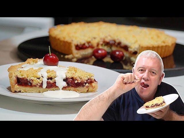 EASY Cherry Crumble Pie – Buttery Crust & Sweet Cherry Filling