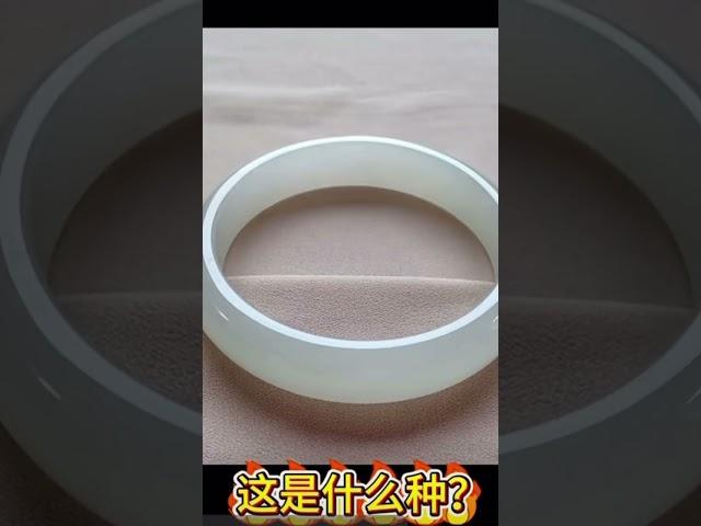 #楊府珠寶 #翡翠 #新加坡 #珠寶 #珠子 #jade #玻璃翡翠 #handmade #念珠