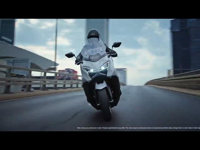 2025 YAMAHA TMAX標準版及TECH MAX豪華版 (YAMAHA失驚無神公佈新TMAX)