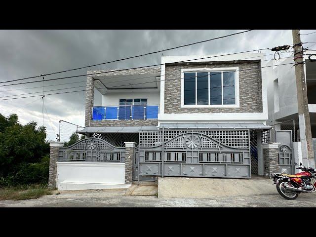 CASA CON UN PENTHOUSE. COMO ESTE NO LO VAN A VER TAN FRECUENTEMENTE ,QUE BELLEZA