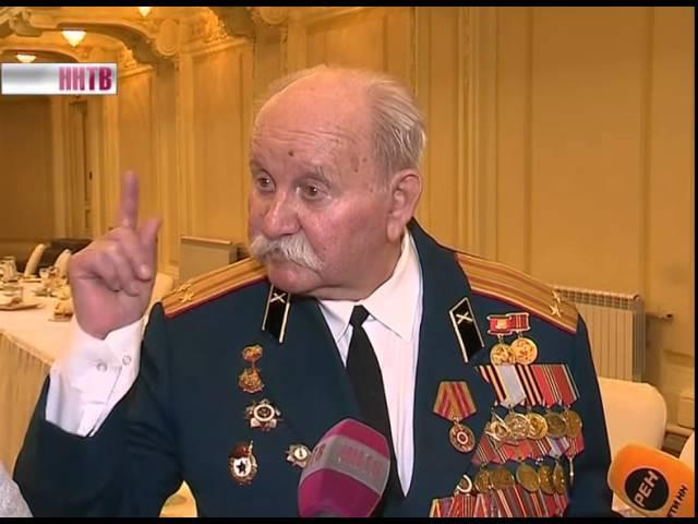 Награждение ветеранов юбилейными медалями