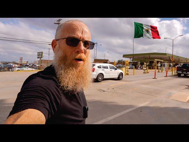 Walking INTO Mexico - No Travel Zone !! 