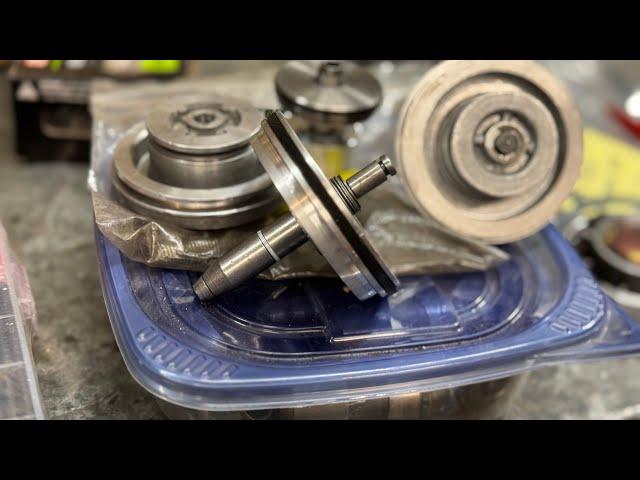 Making a transmission servo piston