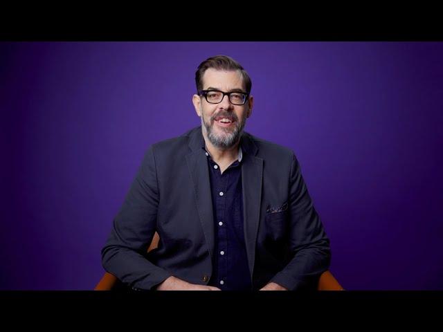 Richard Osman presenterar sin nya bok