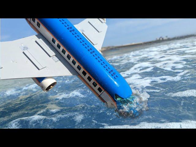 Lego Plane CRASHES IN THE SEA