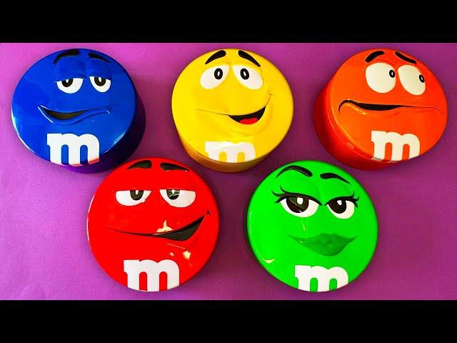 Satisfying Video | Relaxing Unpacking 5 M&M'S Containers with Chocolate Candy ASMR