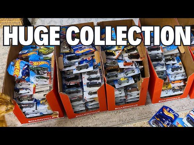 I bought a collection of Hot Wheels with over 1500 cars!