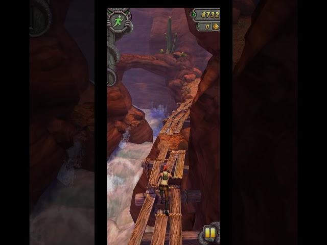 Playing temple run game play by jcd gaming World