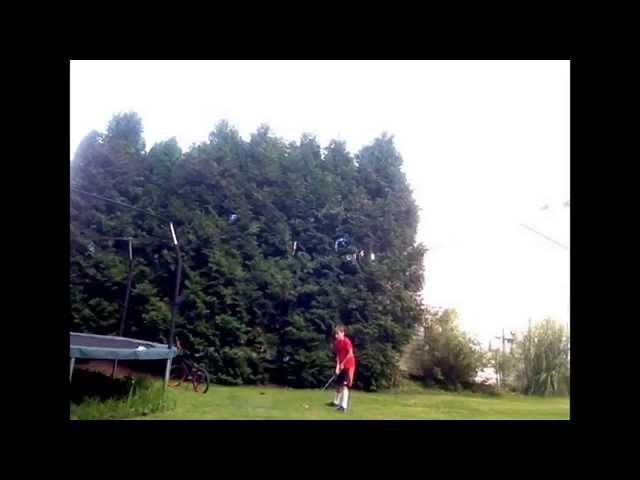 AMAZING GOLF TRICKSHOT!!