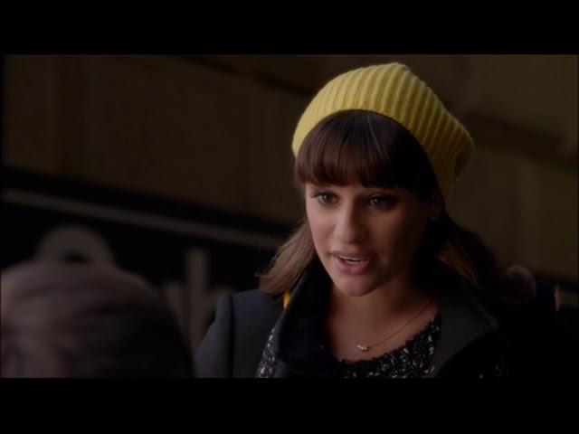 Glee - Rachel Meets Artie At The Subway 5x14