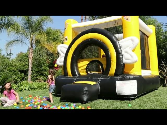 Bee Bouncer Party Equipment Rental Service in Montreal