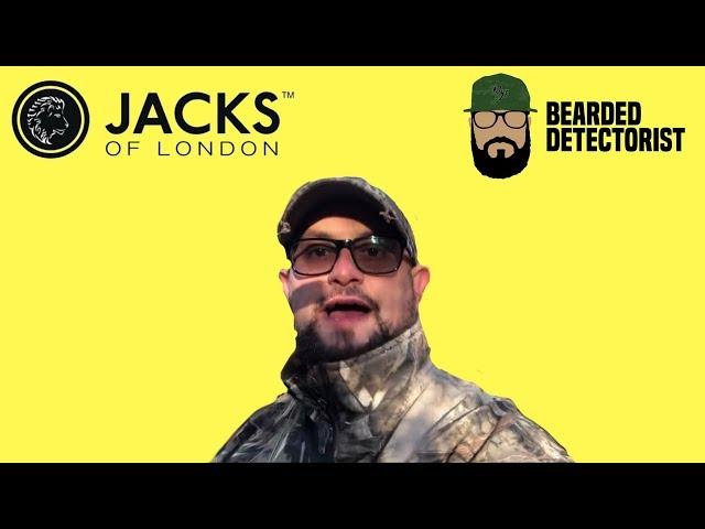 Bearded Detectorist at Jacks of London Camberley having a Pamper!!!