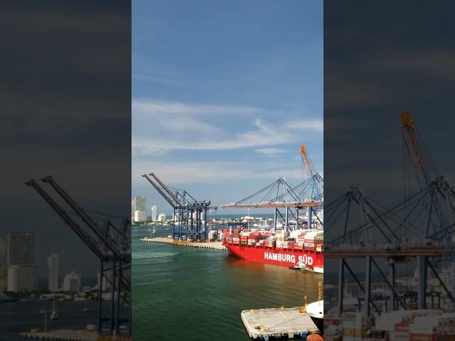 Cartagena de Índias Port #timelapse #harbor #seaport #naval #porto #around #freestyle #lifestyle