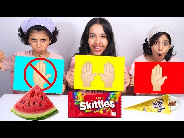 تحدي الأكل بدون يدين ضد يد واحدة ضد يدين !  شفا ضد غزل وريم no hand vs one hand eating challenge