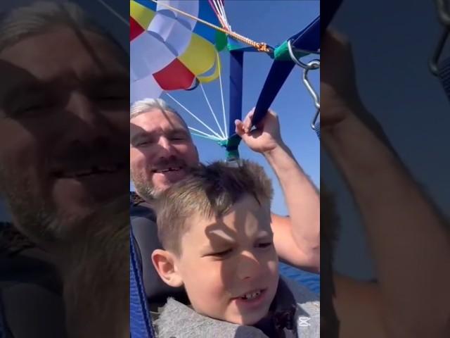 Александр Овечкин с сыном Сергеем весело проводят время #ovi #овечкин #отдых #отпуск #семья