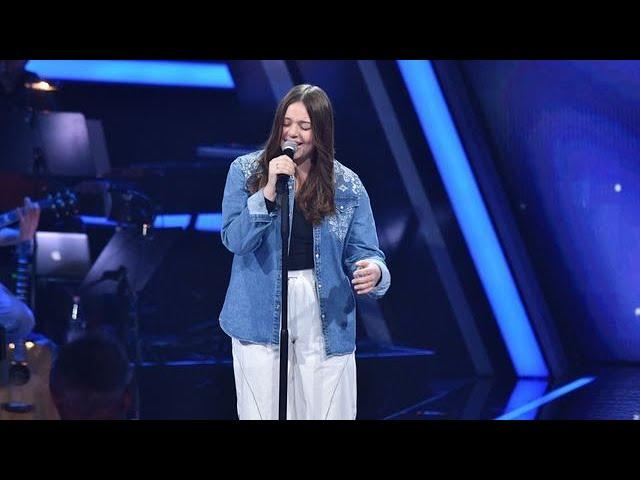 James Arthur - Train Wreck (Mia J.) | The Voice Kids 2023