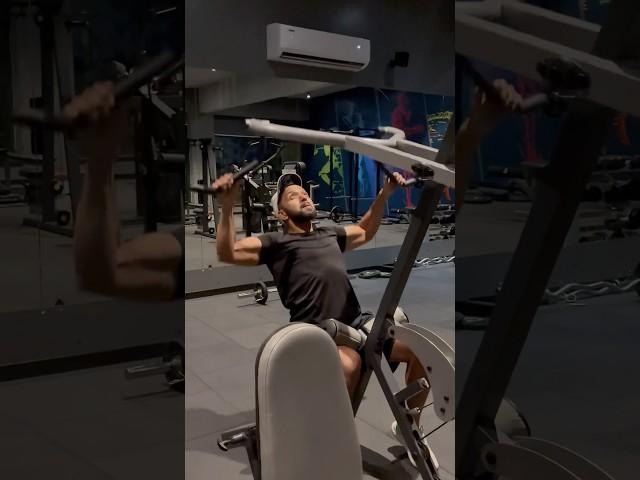 Not feeling on lats in lat pulldown