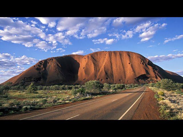 Sights of Australia - Mount Uluru.  Достопримечательности Австралии -  Гора Улуру.