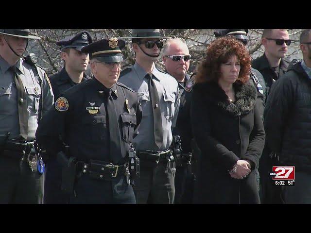 Residents honor and remember Lt. William Lebo in Lebanon Police procession