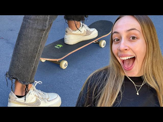 HOW TO PUSH ON A SKATEBOARD FOR BEGINNERS THE EASIEST WAY TUTORIAL LIVE SKATE SUPPORT!