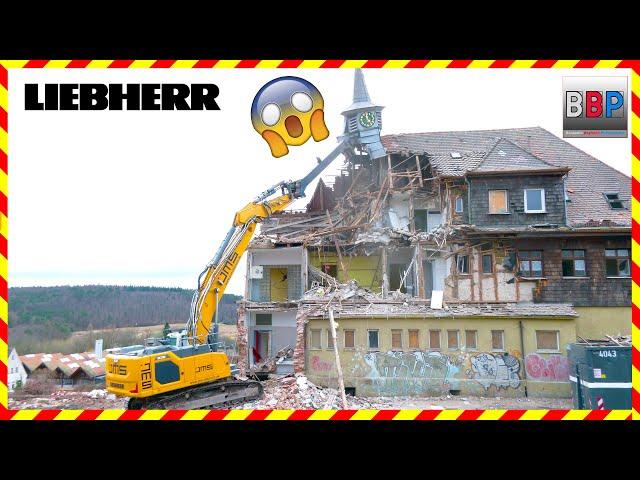 Liebherr R 938, Abbruch Jugendheim Schönbühl 2024. #2 #liebherr #demolition