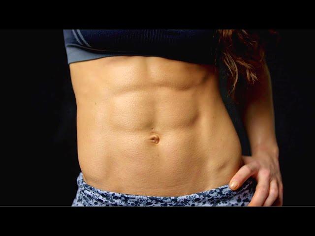 Female Fitness Model Showing her Abs (Belly Button) | Outie Navel