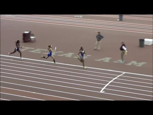 Tasty Race: Bailey Lear Texas A&M 4x400m Showdown