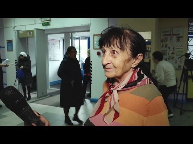 В Абаканском дворце молодёжи состоялся концерт в честь дня пожилого человека - Абакан 24