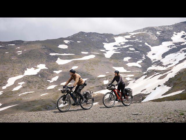 Bikepacking Andalucía with the new Pinion MGU