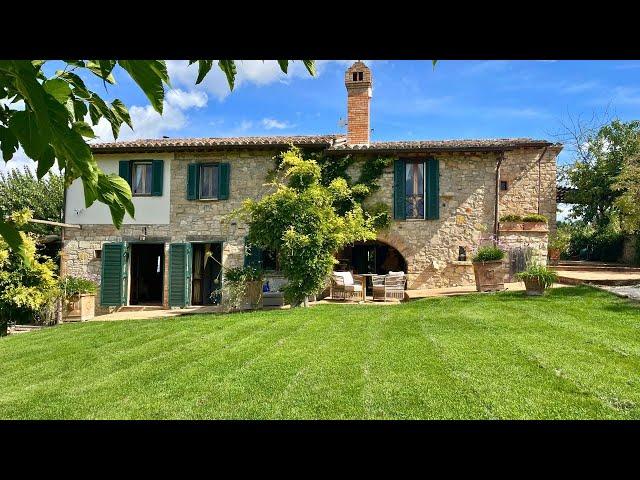 BREATHTAKING PROPERTY! Luxury Italian farmhouse.