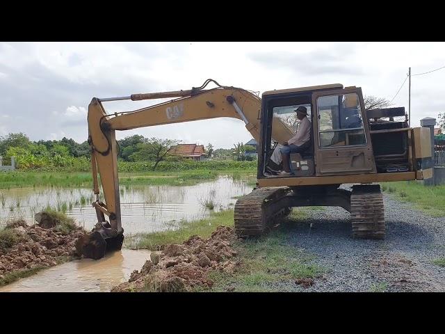 Amazing Excavator Unloading Dirt Mud  ep07