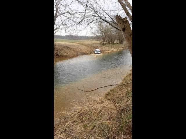 Hummer  H2 crossing river