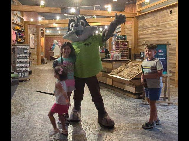 GREAT WOLF LODGE (WEBSTER TEXAS) EPISODE 1