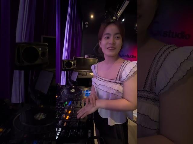 6 tiếng học DJ đi diễn được chưa ?