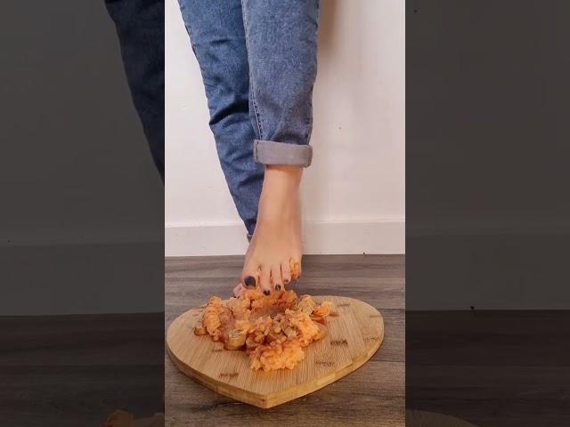 Chushing my dinner - Bare foot - squishing ASMR - Food crush!