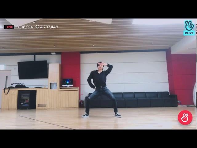 stray kids hyunjin - exo love shot COVER