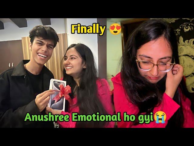 I Gifted new iphone to Anushree