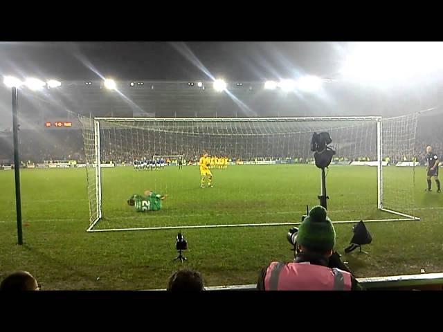 Cardiff City v Crystal Palace semis final penalty