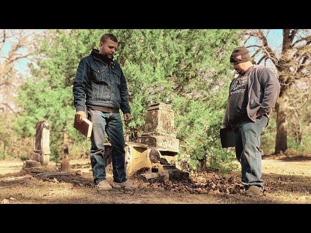 DESTROYED AND BROKEN GRAVES - A GHOST TOWN CEMETERY | OLD PINEVILLE GEORGIA