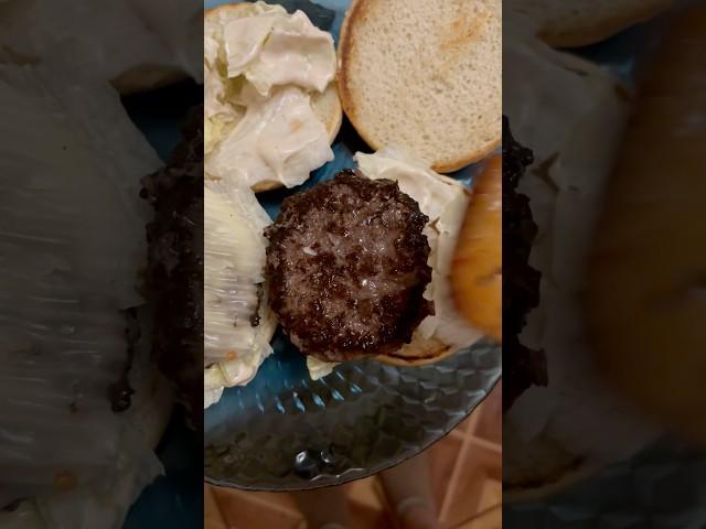 Приготовим бургеры #рецепт #бургердома #recipe #бургер #burger #еда #ужин #обед #перекус #вкуснаяеда