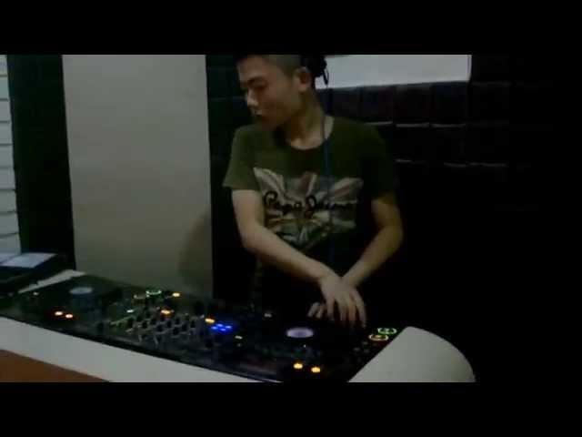 DJ Marlboro Live Mix In DjSee Studio