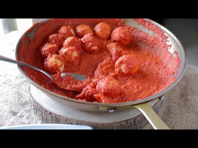 Meatballs of Parmesan and Ricotta with Tomato