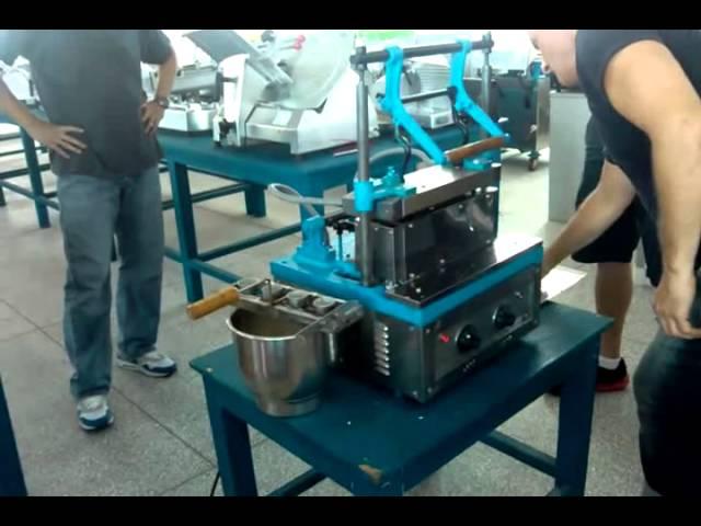 Commercial Soft Ice Cream Cone Making Machine TT-ET4B