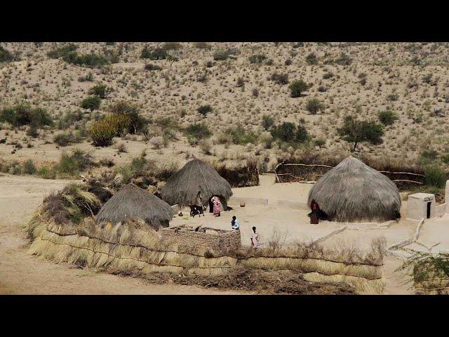 "आइये जीवन जीना सीखें "  — Villager Life in the dry Thar Desert, Rajasthan  India [Hindi] : 4k EP#2